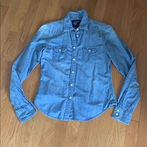 American eagle jean button up shirt